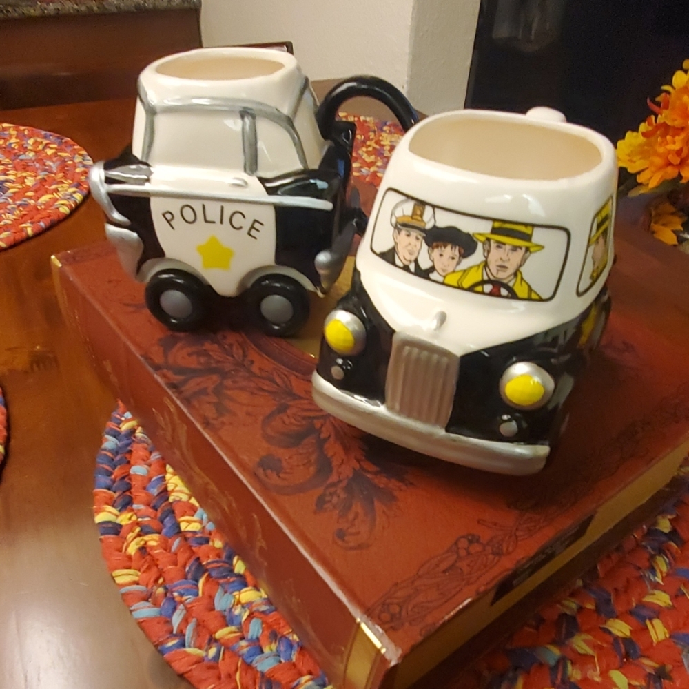 Dick Tracy police mugs.  Applause.